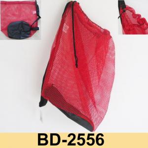 WET PRODUCTS BEACH BAG CARRY ALL W/HANGLES-BD2556